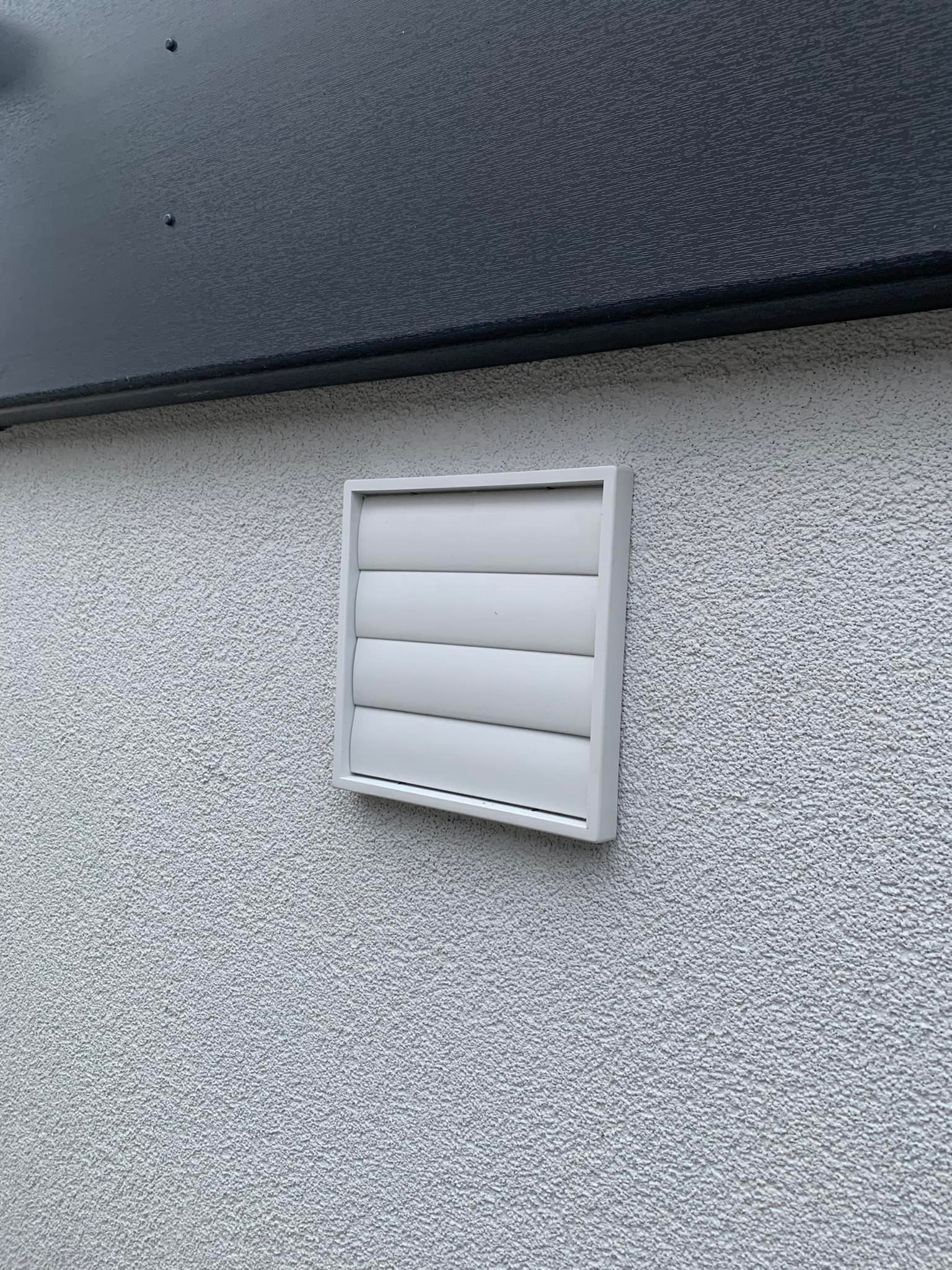 Outdoor extractor fan cover